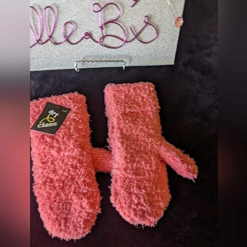 Kids Coral Mittens